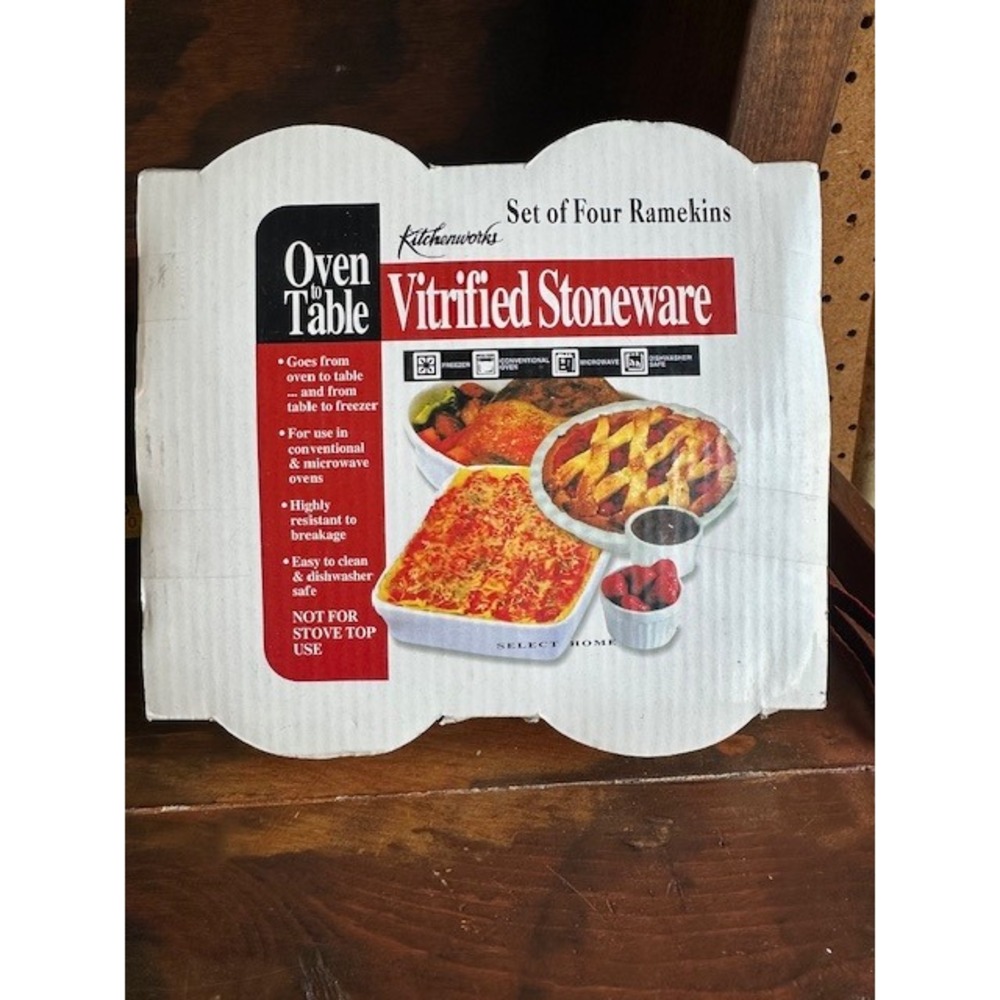 Kitchenworks Red Vitrified Stoneware Ramekins‎ Set of 4 Oven to Table Fluted